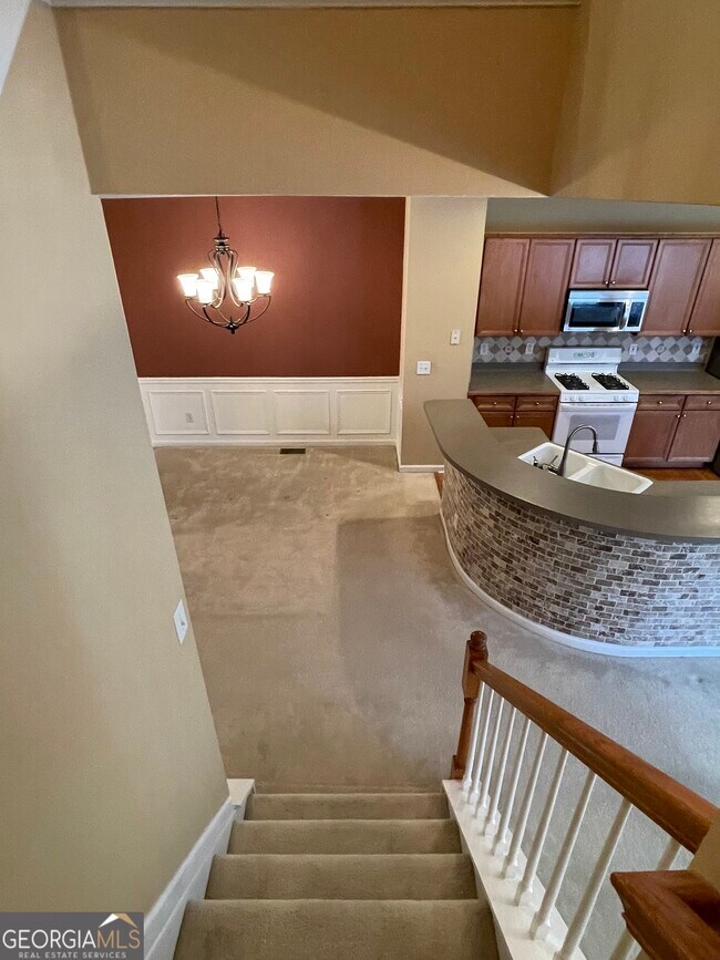 Building Photo - 1773 Highlands View Dr