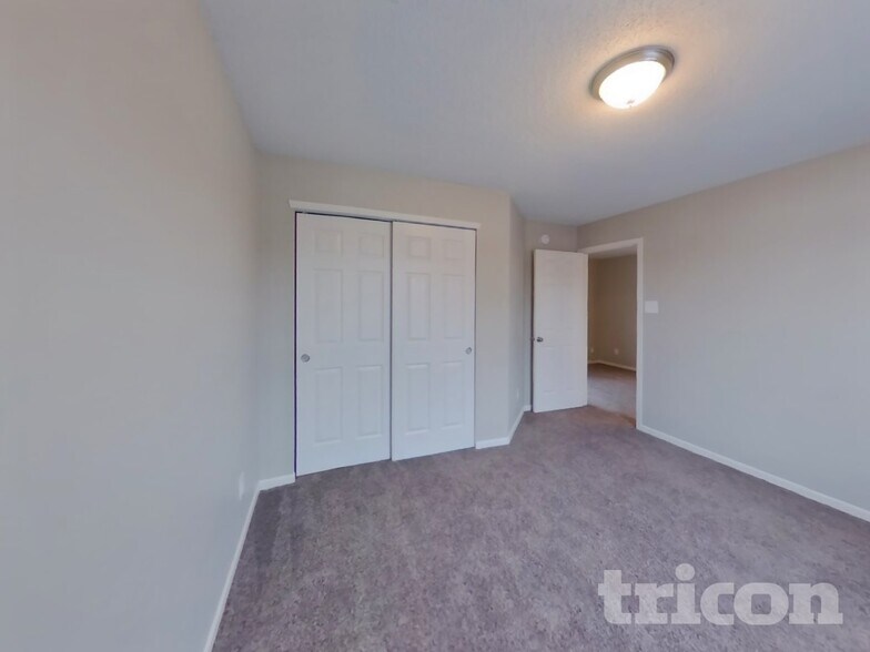 Building Photo - 12129 Belfry Dr