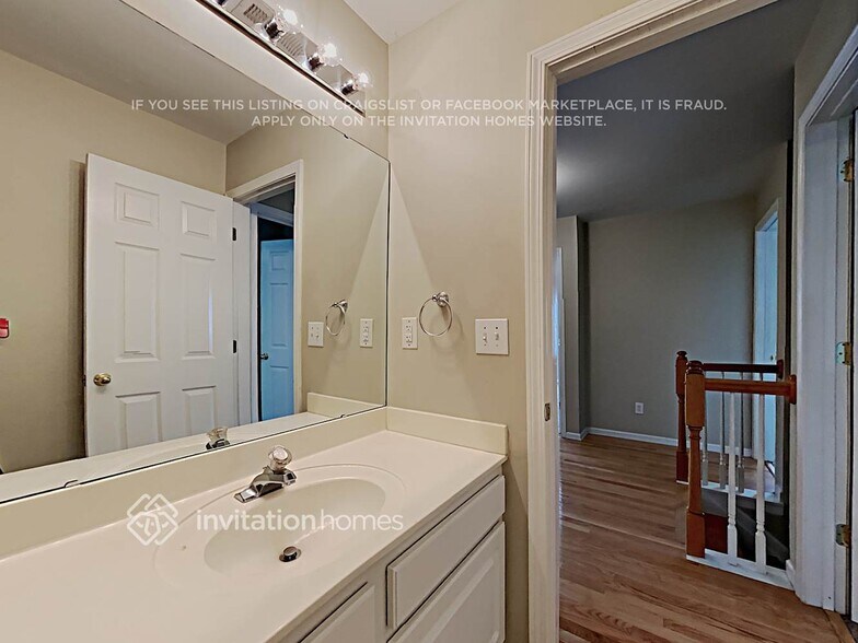 Building Photo - 105 N Audubon Ave