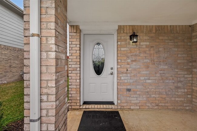 Building Photo - 6815 Lower Arrow Dr