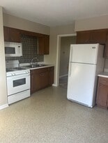 Building Photo - 420 W North St