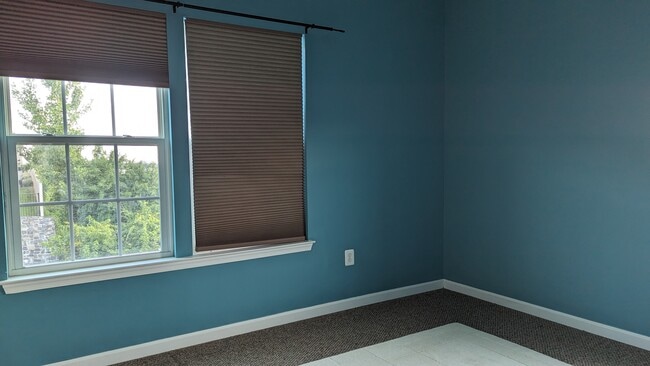 Building Photo - 4500 Fait Ave