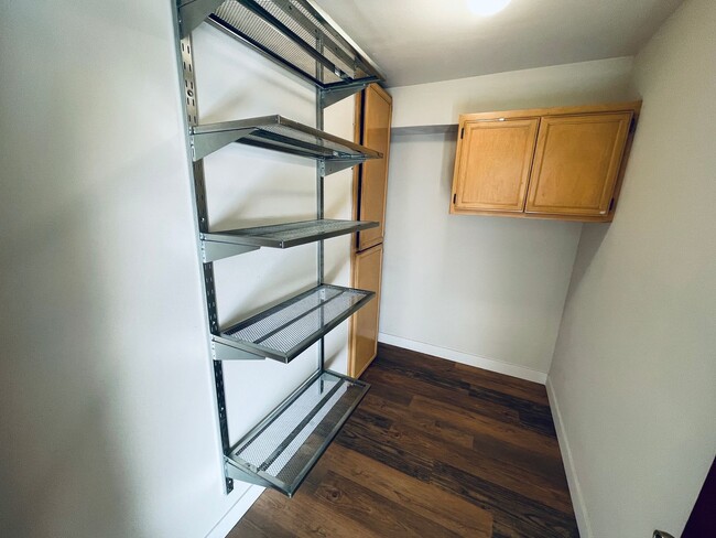 Building Photo - Spacious 4 bed 3 bath house for RENT in So...