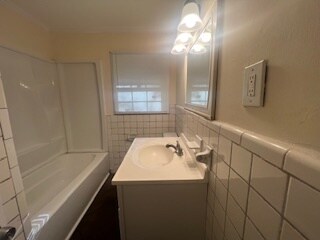 Building Photo - 416 Leola Dr