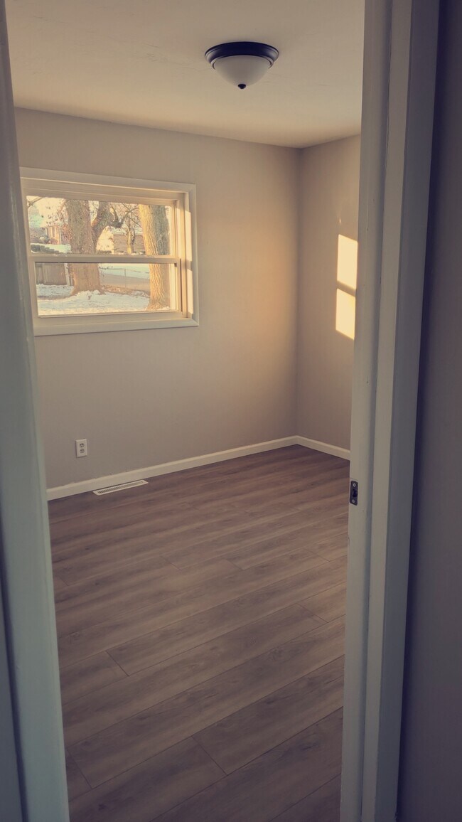 Building Photo - 210 South St