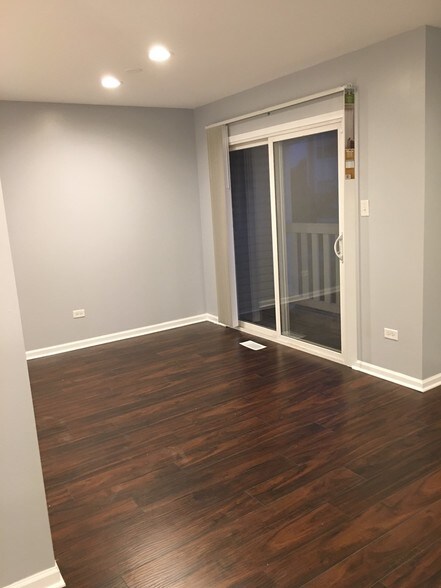 Dinning Area/W Bac - 606 Berry Ridge Dr