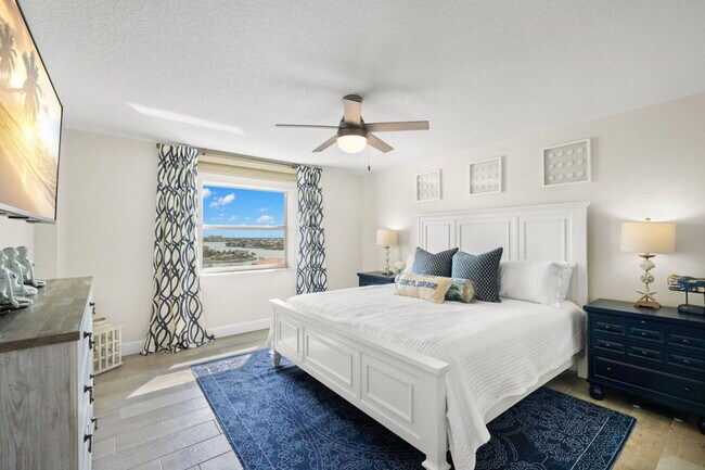 Building Photo - 420 64th Ave