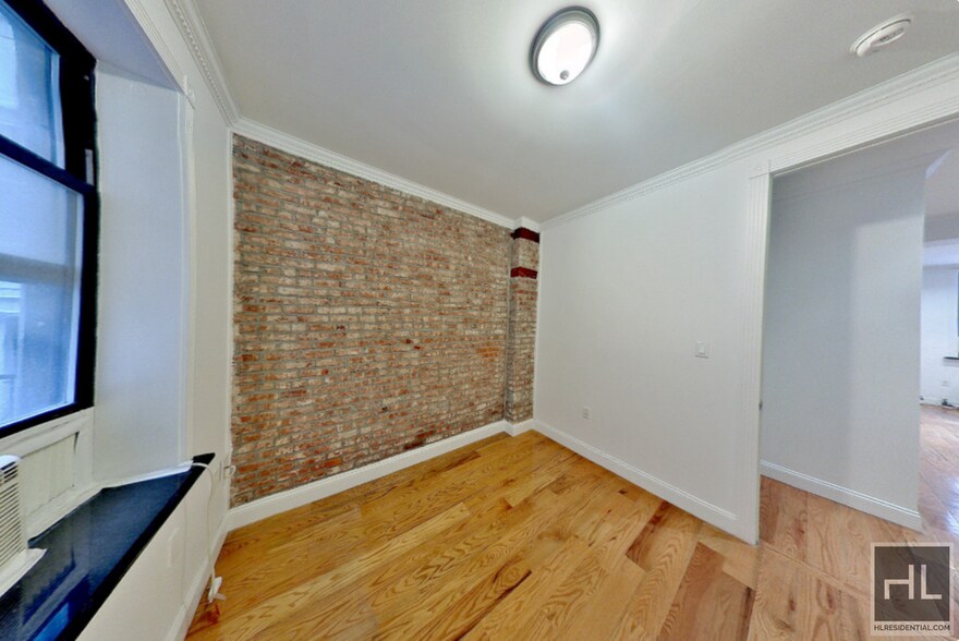 Building Photo - East 100th Street