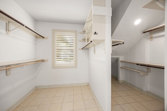 Building Photo - 12502 Pebble Way Ct