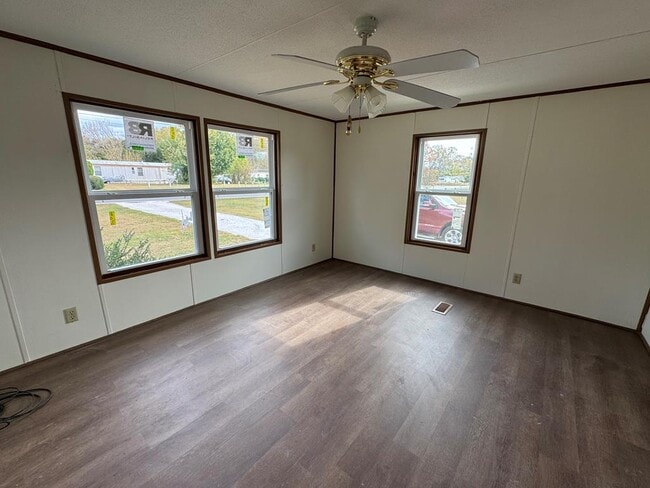 Building Photo - 7120 Fleming Rd