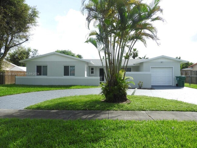 Primary Photo - 12470 SW 106th St