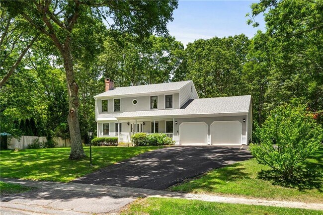 Primary Photo - 80 Elderberry Ln