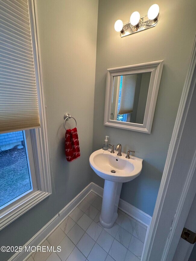 Building Photo - 8 Ave of Two Rivers