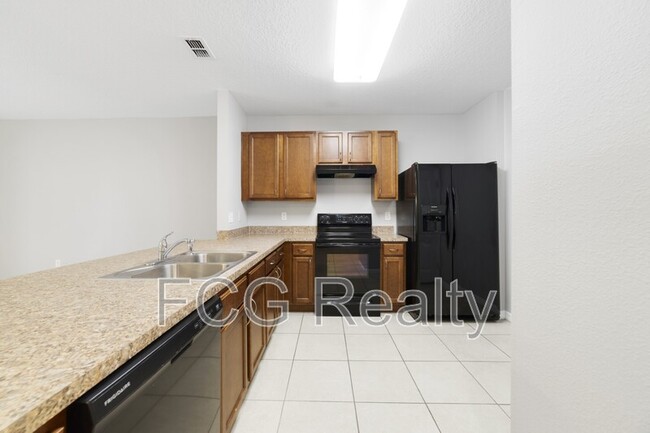 Building Photo - 443 Arbor Lakes Dr