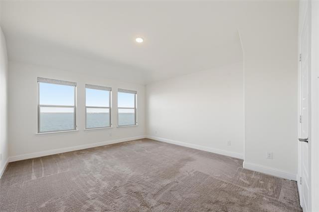 Building Photo - 18136 Lakefront Ct