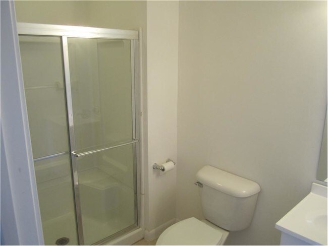 Building Photo - 1801 W Master St