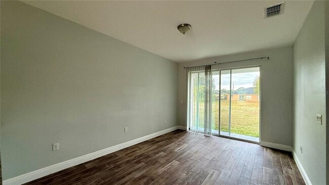 Building Photo - 710 Leopard Ct