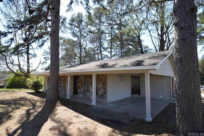 Building Photo - 9600 Cerelle Dr