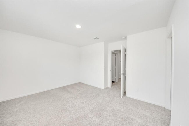 Building Photo - 10302 Florance Spring Dr