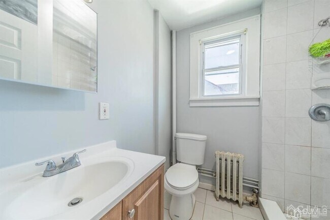 Building Photo - 228 Washington Ave