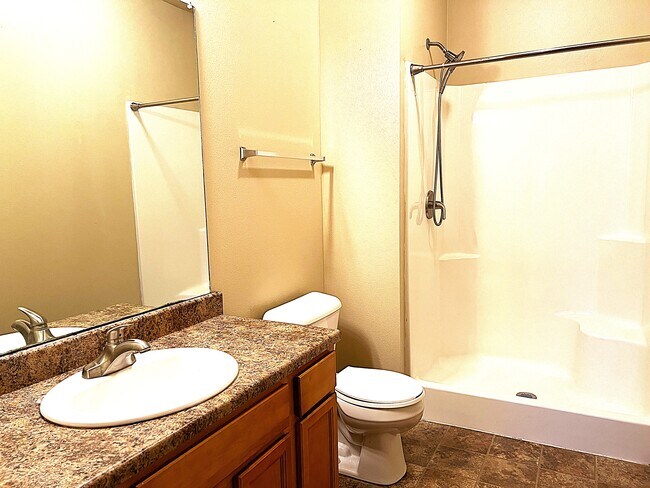 Building Photo - 1805 SW White Birch Cir