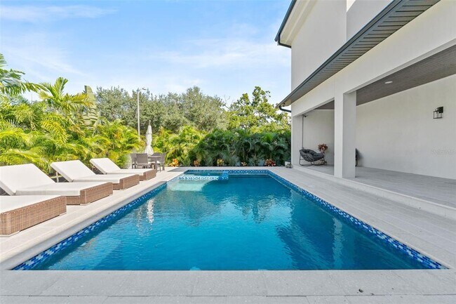 Building Photo - 3601 W Platt St