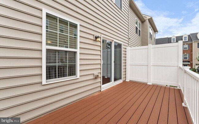 Building Photo - 8105 Kyne Millers Way