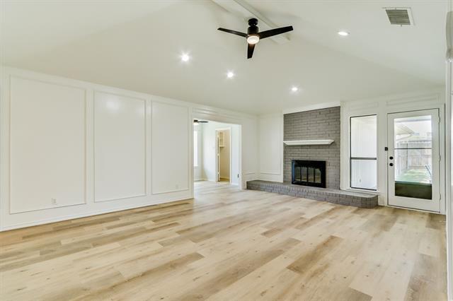 Building Photo - 331 Aspenway Dr