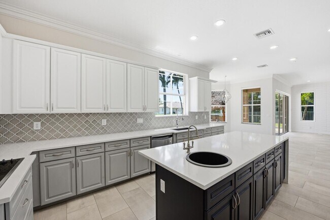 Building Photo - 11788 Knightsbridge Pl