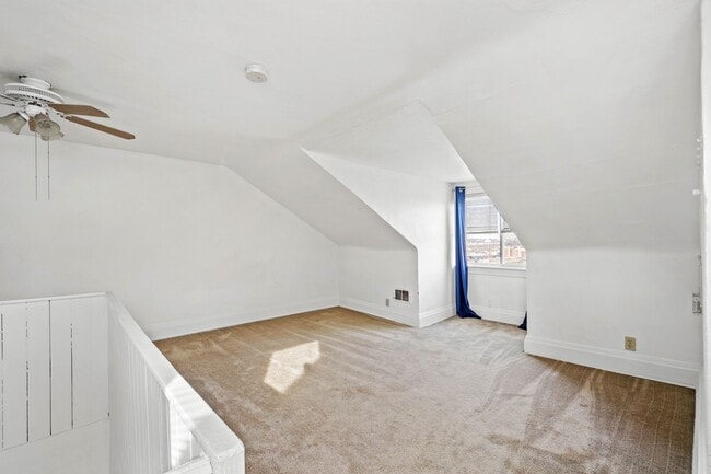 Building Photo - Amazing 3 bedroom home in Mt. Washington available June 1st!