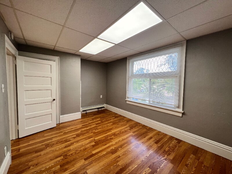 Building Photo - 1427 9th Ave