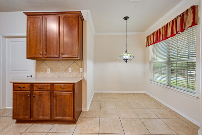 Building Photo - 12418 Cascade Hills