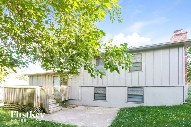 Building Photo - 4501 NW Amesbury Pl