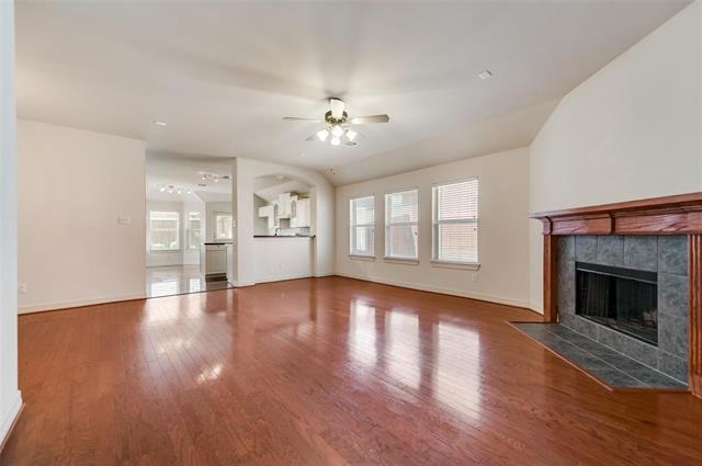 Building Photo - 2903 Holly Ln