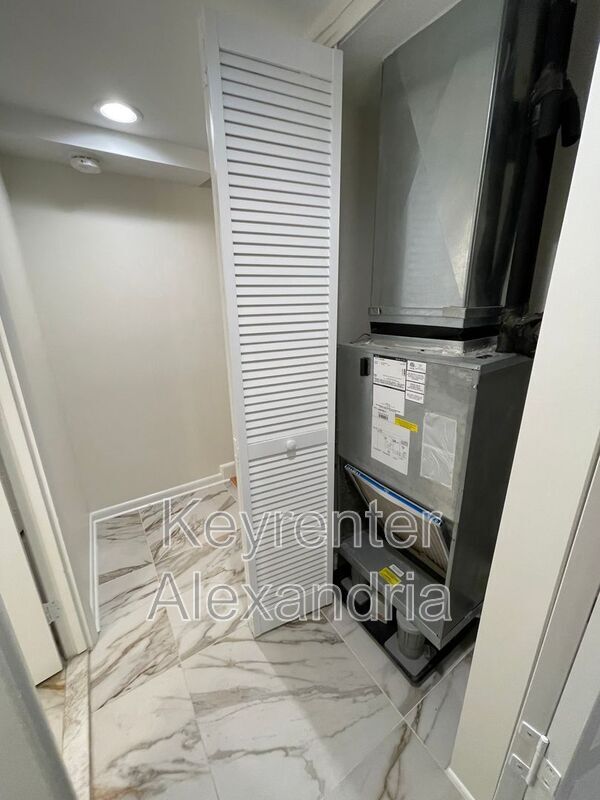Building Photo - 116 Roberts Ln