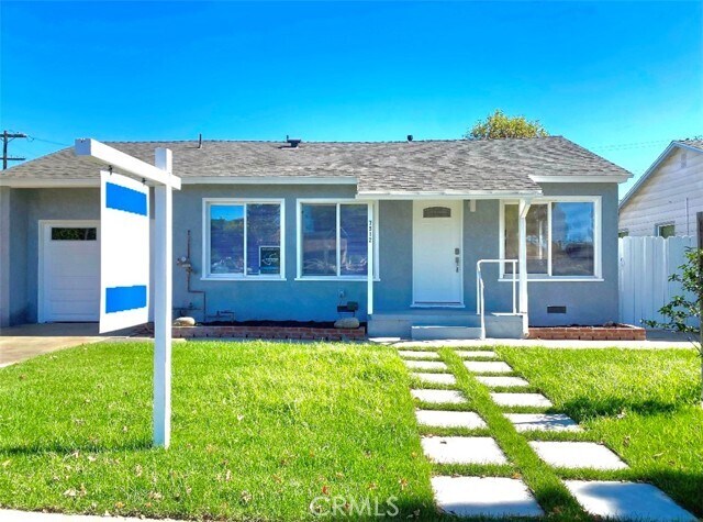Building Photo - 7512 Balboa Blvd