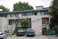 Building Photo - Val Mar Apartments