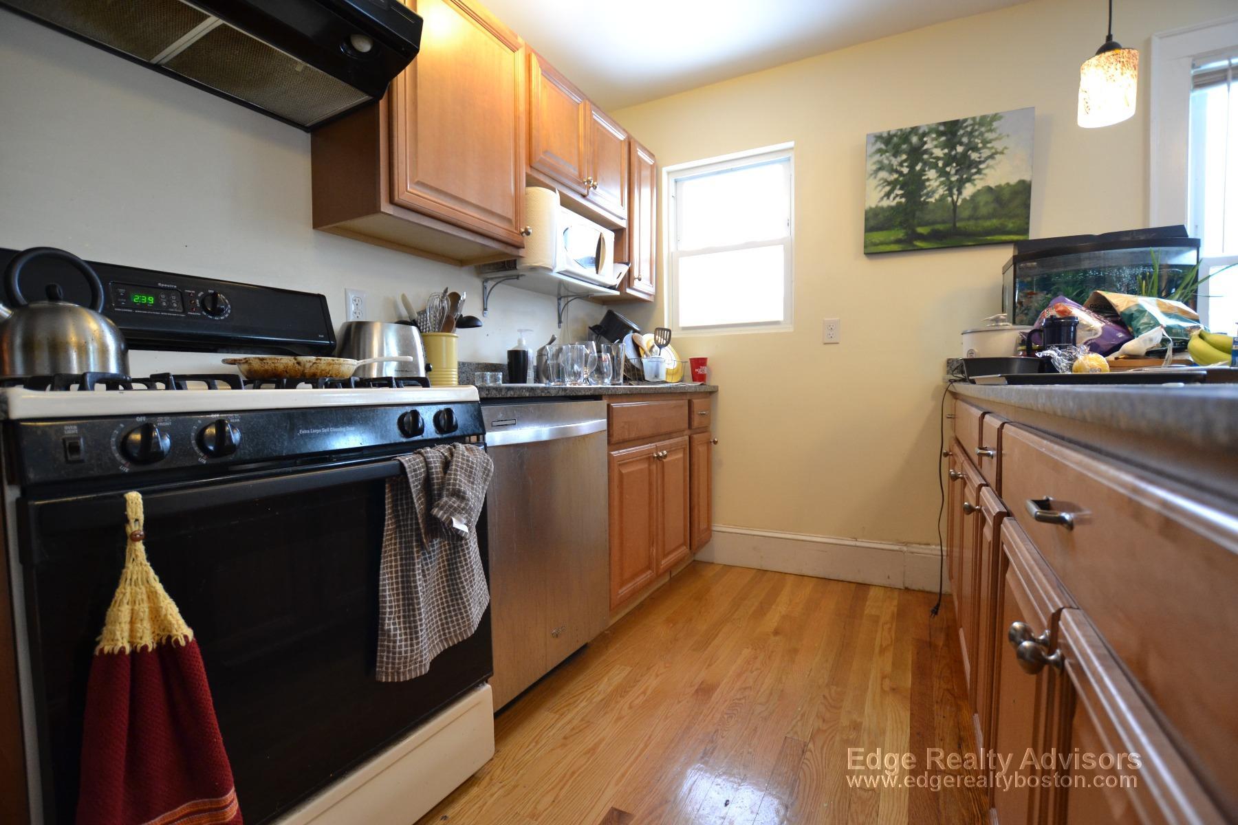 Building Photo - 9 Donnybrook Rd