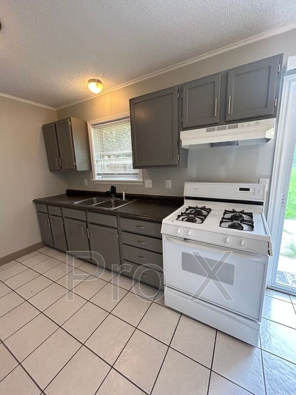Building Photo - 6537 N Jeanfay Ln
