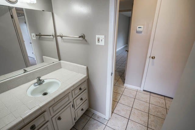 Building Photo - 204 Manor Dr