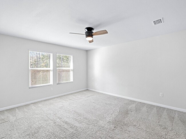 Building Photo - 462 Whispering Creek Ave