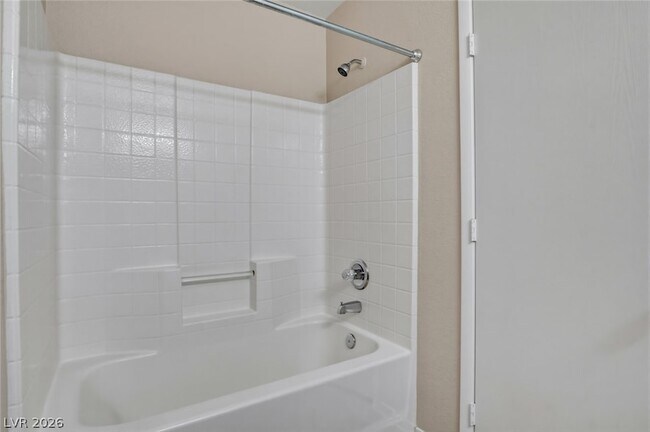 Building Photo - 2576 Velez Valley Way