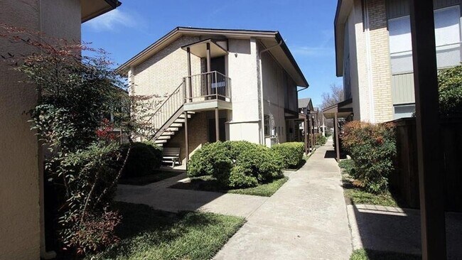 Building Photo - 12816 Midway Rd
