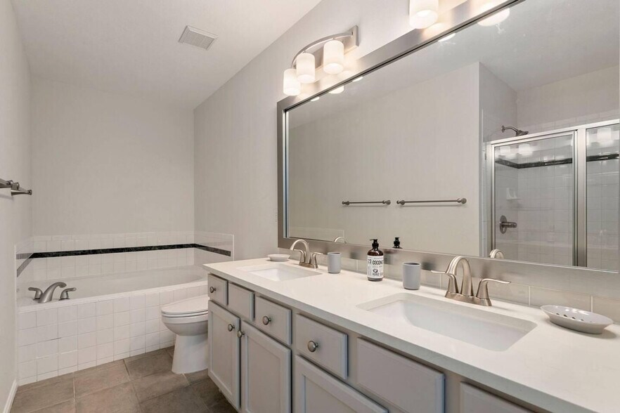 Building Photo - 2667 Whitetail Cir