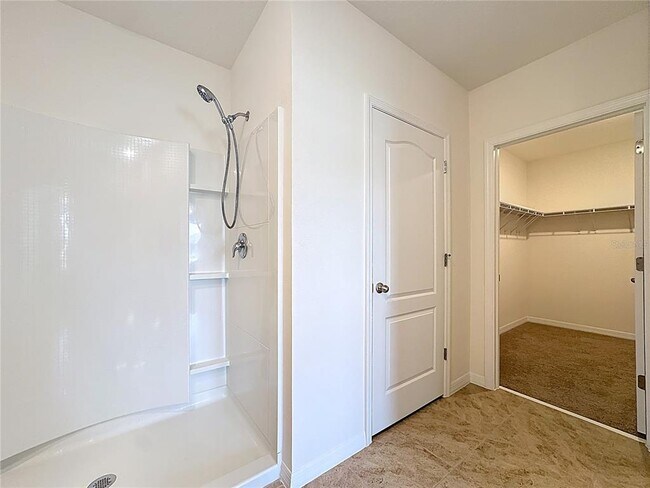 Building Photo - 5817 Arboretum St