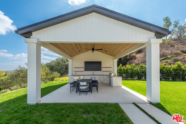 Building Photo - 5340 Whitman Rd