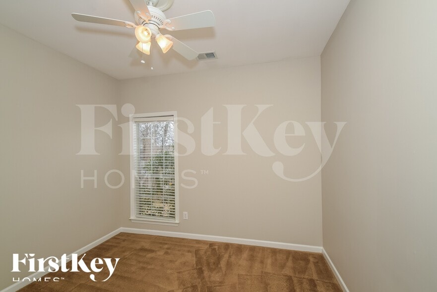 Building Photo - 1011 Alden Glen Dr