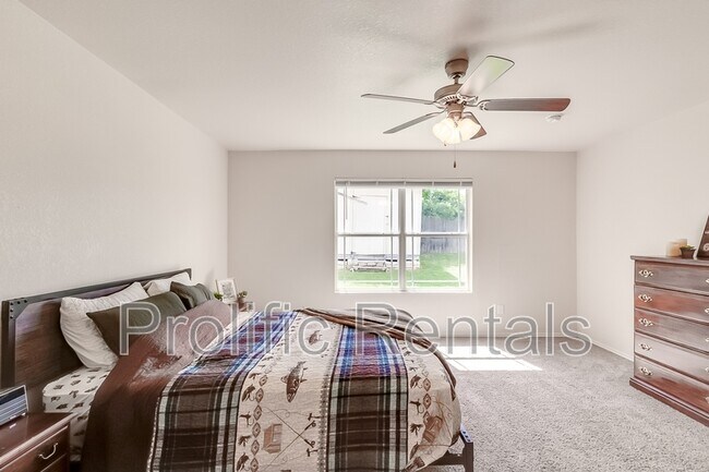 Building Photo - 5102 Screaming Eagle Cir