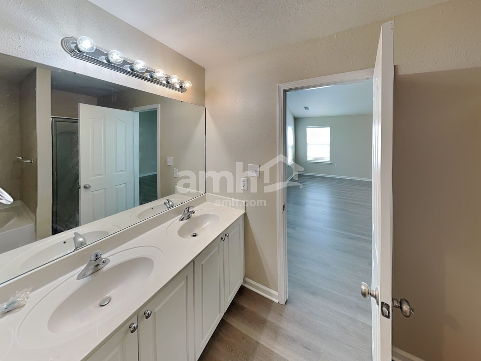 Building Photo - 13827 Allison Forest Trl