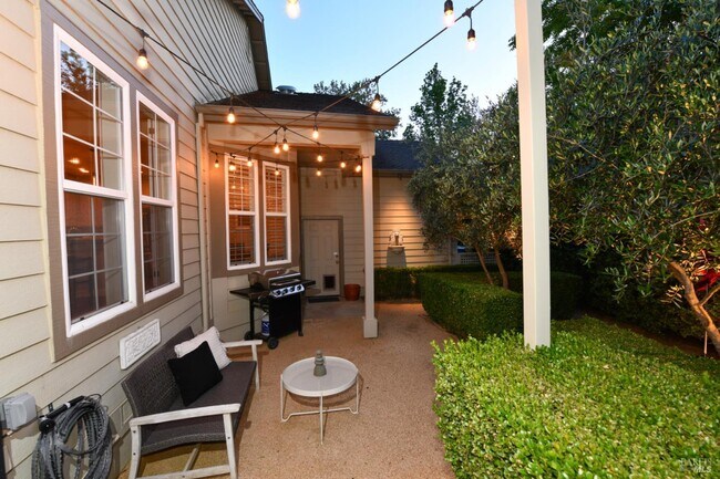 Building Photo - 1571 Voorhees Cir